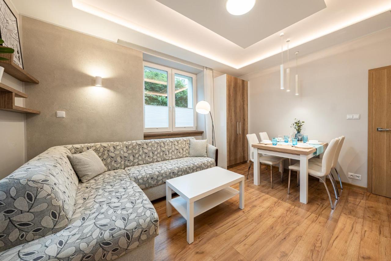 Apartment Bluebird Katowice Near Spodek Mck & City Center Exteriör bild